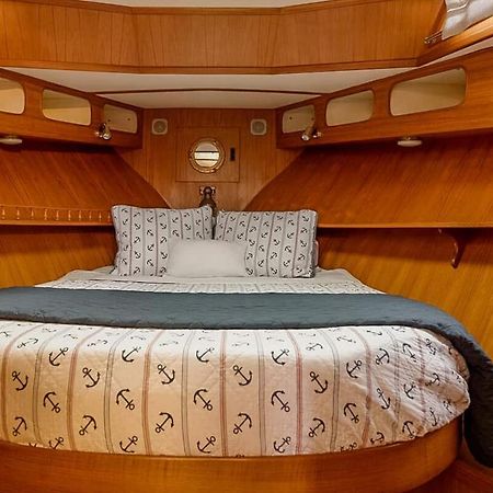 2Br Spacious & Comfy 43' Yacht - Heat & Ac - On The Freedom Trail - Best Nights Sleep Boston Exterior photo